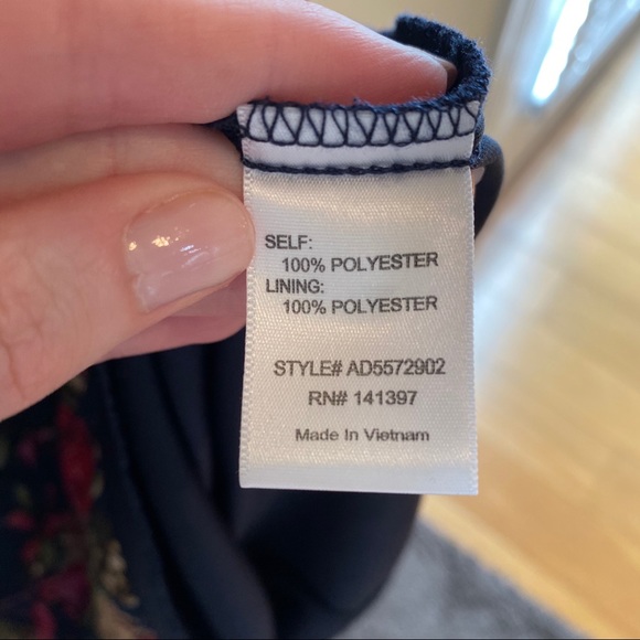 ASTR Floral Long Sleeve V-Neck Mini Dress - Picture 6 of 9